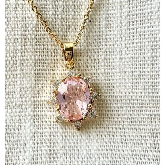 Light pink oval cubic zirconia pendant necklace - Picture 2 of 2